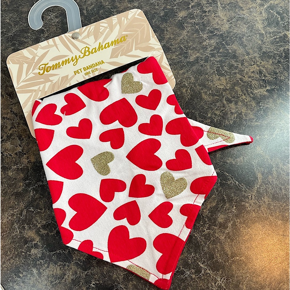 TOMMY BAHAMA OS Pet Bandana Hearts Red Metallic Gold NWT
